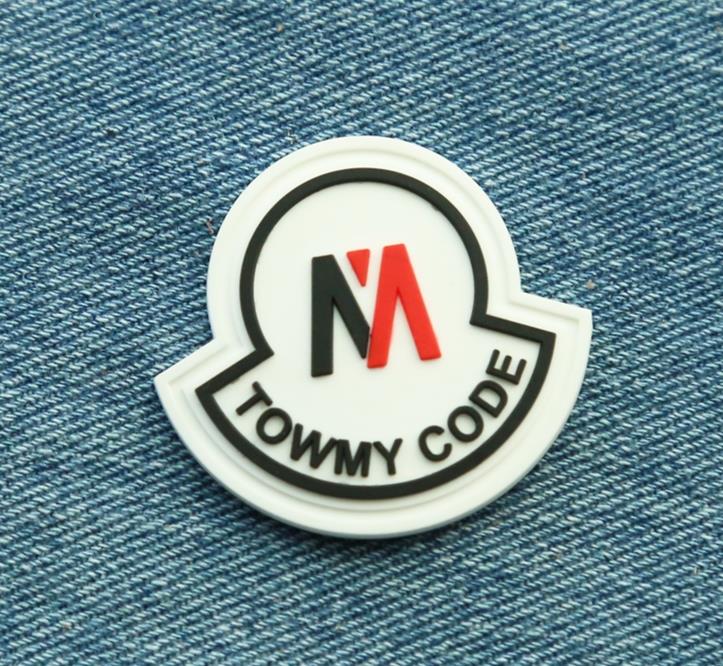 Custom Plastic Clothing Label Embossed 3D Silicone Rubber Patches For Shoes