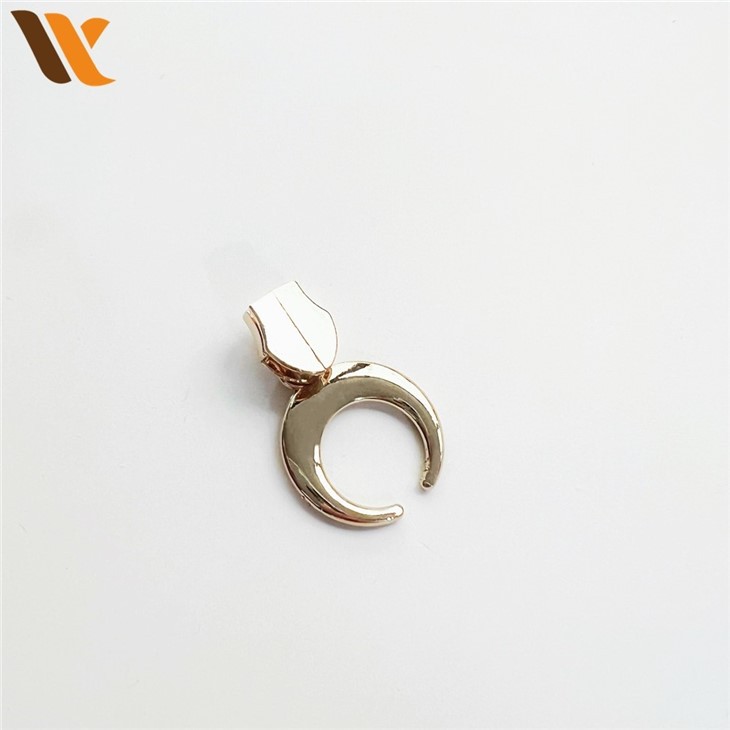 Customized Korean Style Metal Zipper Puller 3